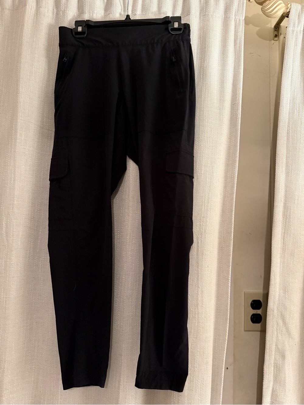 Athleta Black Cargo Joggers with Side Pockets